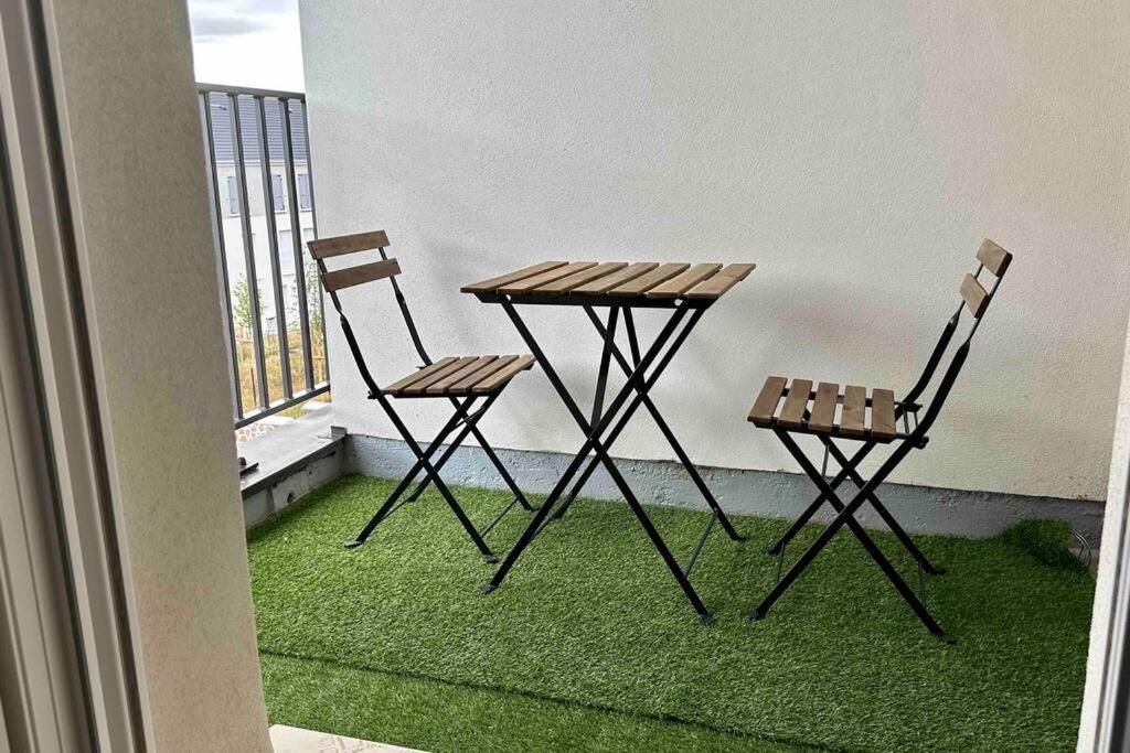 Appartement Cozy - Quartier Residentiel 믈룅 외부 사진